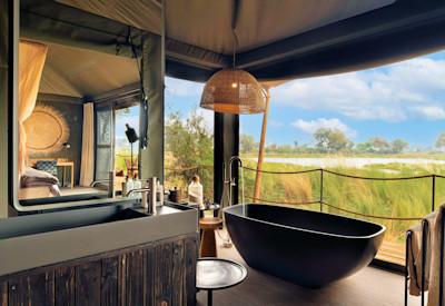 North Island Okavango with bathtubs with a view